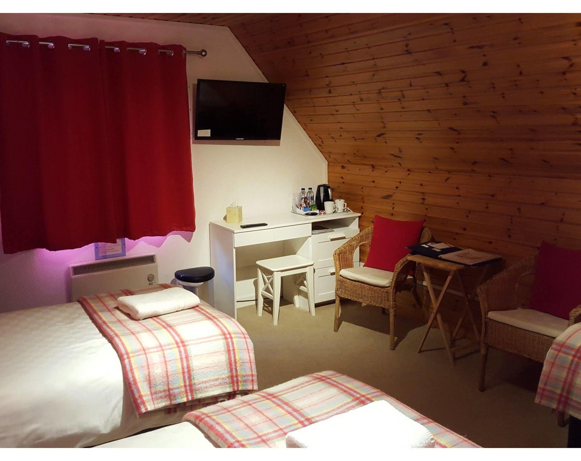 אבימור Carn Mhor Bed And Breakfast מראה חיצוני תמונה